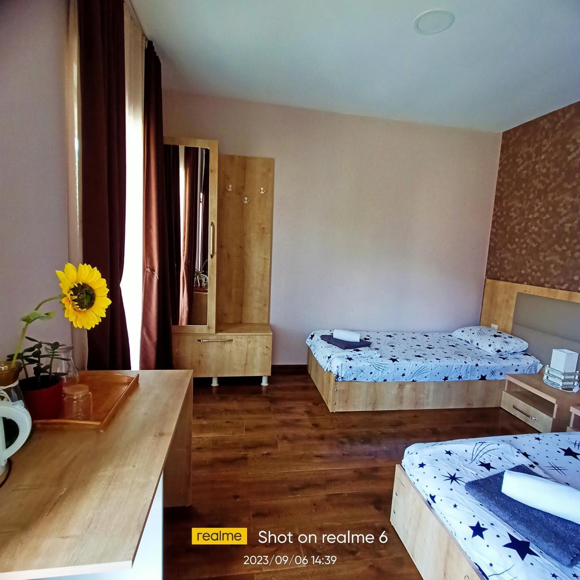 House B&B 梅斯蒂亚 外观 照片