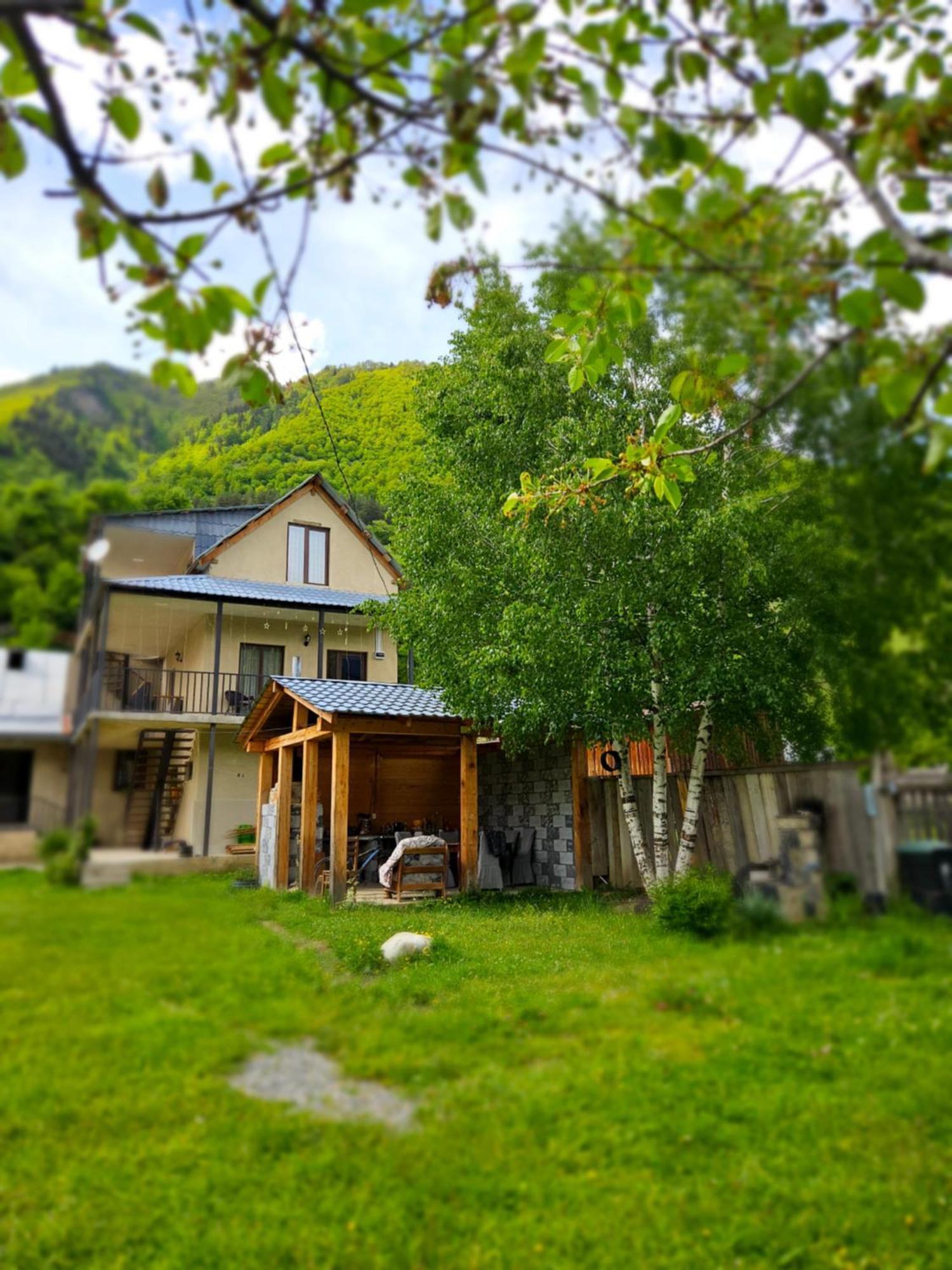 House B&B 梅斯蒂亚 外观 照片